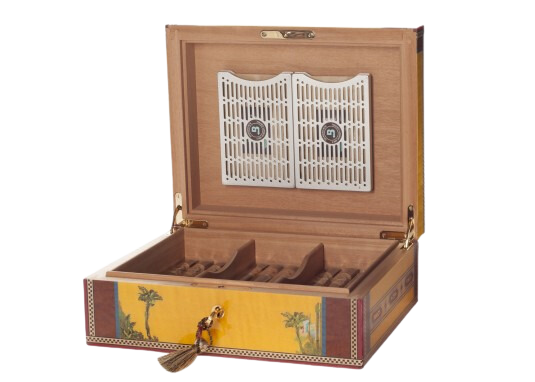 humidor met metalen houder voor zakjes erin