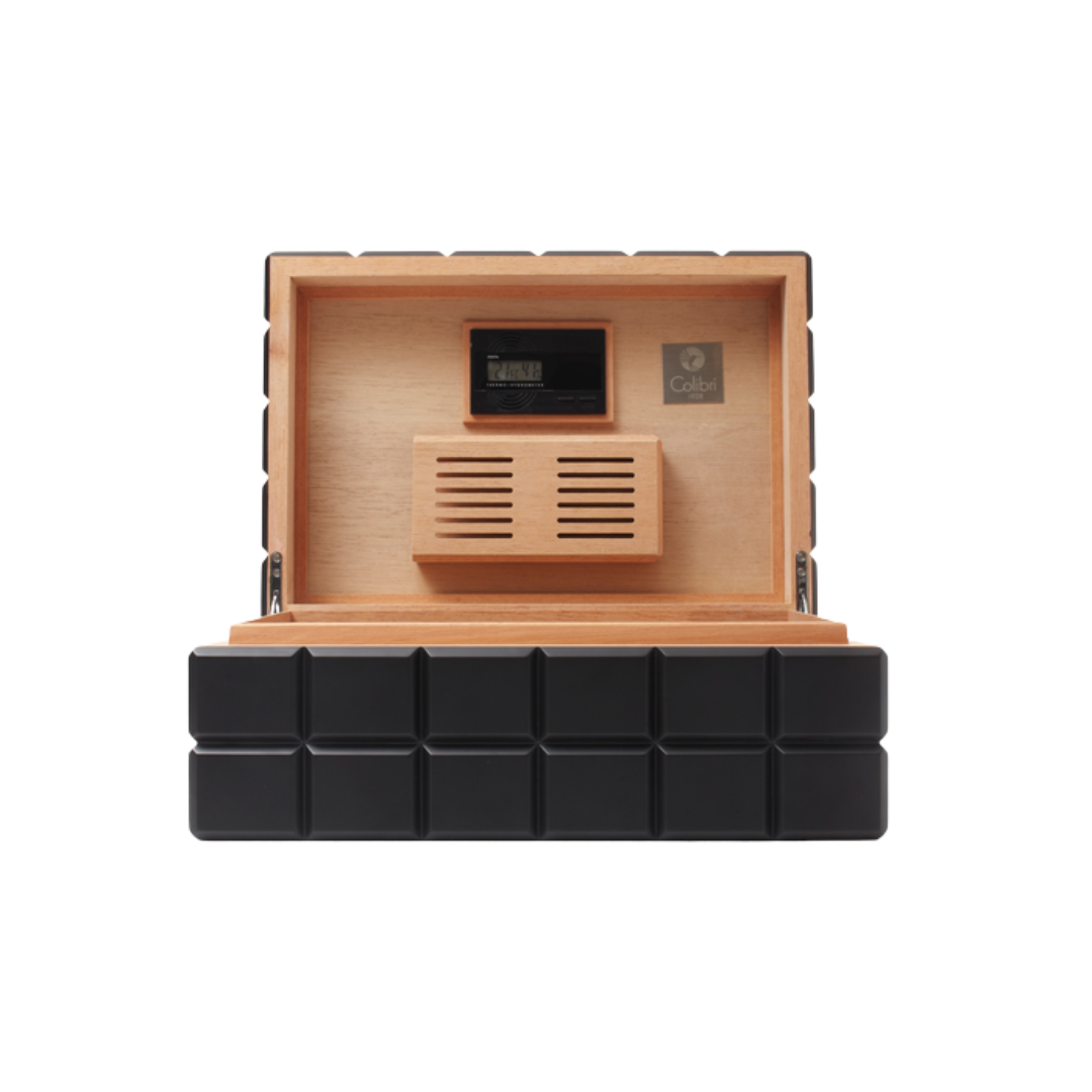 Colibri Heritage Humidor Black open met cedar binnenzijde, digitale hygrometer en ruimte voor 100-125 sigaren